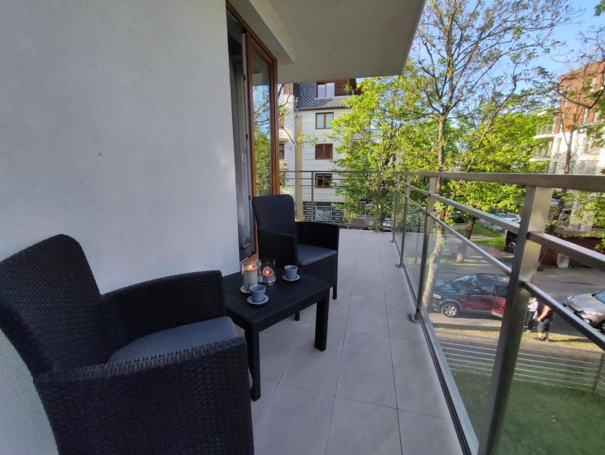 Apartament Feniks 12 - 63 M2 Swinoujscie Exterior foto